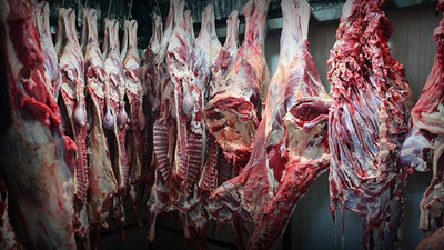 Adana’da kaçak et uyarısı: Resmi kesimden fazla tüketim var