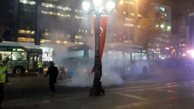 Ankara Kızılay Meydanı'nda otobüs yangını