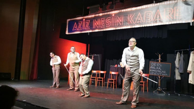 Aziz Nesin Kabare ayakta alkışlandı 