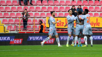 Başakşehir deplasmanda farka koştu