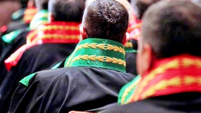 FETÖ ile mücadaleye FETÖ'cü hakim: Bylock'tan açığa alınan savcı ve hakimlerin tam listesi...