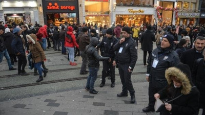 Taksim'de yılbaşı hareketliliği