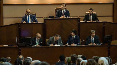 AKP gurubu, İBB'yi çalıştırmıyor, kararları geçirmiyor