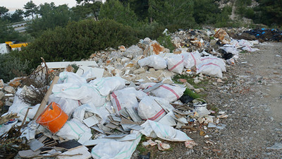 Doğaya atılan 65 ton atık toplandı