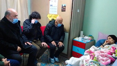 İhsan Eliaçık, ölüm orucundaki Grup Yorum üyesini ziyaret etti