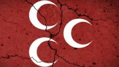 MHP'li başkan görevinden istifa etti