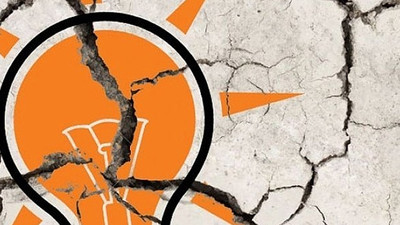 AKP'de şok istifa: Bağımsız devam edecek