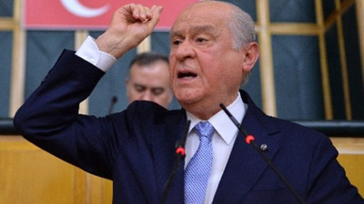 Devlet Bahçeli'den flaş istifa çağrısı