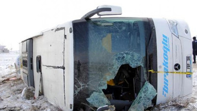 Kayseri'de otobüs devrildi: çok sayıda yaralı
