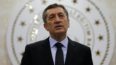 Bakan Selçuk'tan ücretli öğretmenlerin maaşlarına ilişkin açıklama