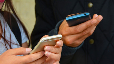 Cep telefonlarına yeni vergi