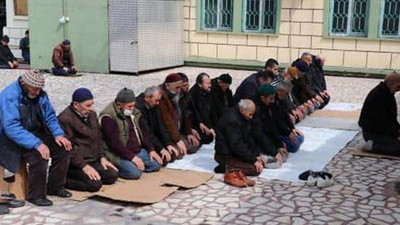 Karabük'te cuma namazını böyle kıldılar