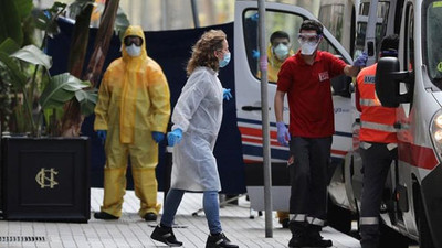 Koronavirüsünde son durum: Yaşlıları evlerinde ölü buluyorlar