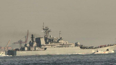 Rus savaş gemisi İstanbul Boğazı’nda!