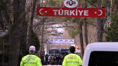 Sınır kapıları yeniden kapatılacak mı?