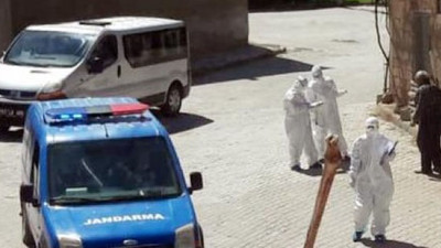 Afyonkarahisar Kızılören'e giriş ve çıkış kısıtlaması uzatıldı