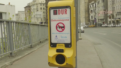 Butona dokunma, karşıya sağlıklı geç