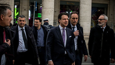 İtalya Başbakanı Conte’nin koruması koronavirüsten hayatını kaybetti