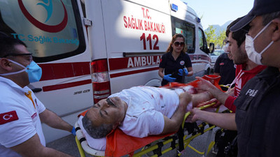 Şikayet ettiği üst komşusu tarafından bıçaklandı