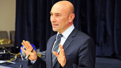 Tunç Soyer'den karantinada şiddet gören kadınlara destek