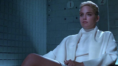 Ünlü oyuncu büyükannesini koronavirüsten kaybetti