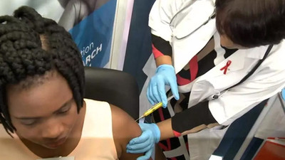 Oxford Üniversitesi koronavirüs aşısını Kenyalılar üzerinde deneyecek