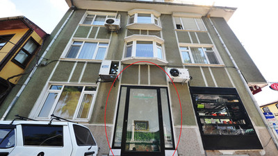 Türbenin üstüne 5 katlı apartman diktiler