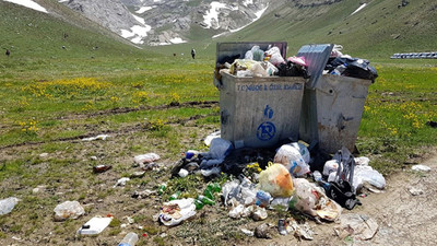 Doğa harikası Meydan Yaylası çöplüğe döndü