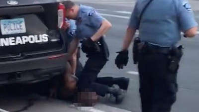 Floyd'un ölümüne yol açan polislerden biri kefaletle serbest