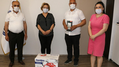 Kartal Belediyesi’nden en çok atık yağ toplayan 3 muhtara ödül 