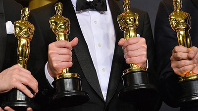 Oscar Ödülleri ertelendi