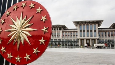 Cumhurbaşkanlığı adeti 80 TL'ye kitap bastırdı