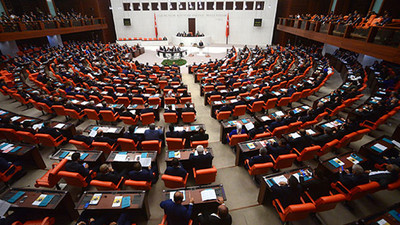 İstihdam paketi TBMM’de kabul edildi: Kısa çalışma ödeneğinin süresi uzatılıyor