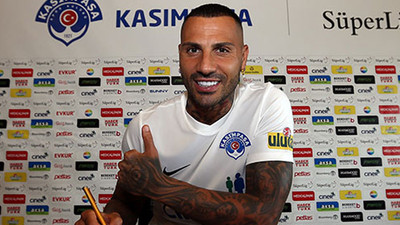 Kasımpaşa'da Quaresma ile yollar ayrıldı