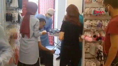 ‘Maske tak’ diyen mağaza müdürünü dövdü
