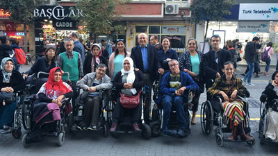 Pandemi sürecini fırsat bilip engellinin ücretsiz ulaşım hakkını kaldırdılar