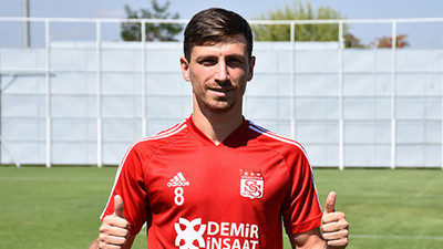 Rıza Çalımbay, Mert Hakan Yandaş transferini resmen açıkladı