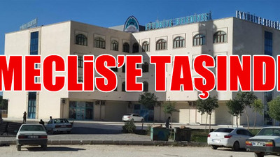 AKP'li belediye Tenzile Erdoğan'ın ismini tabeladan sildi