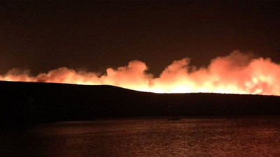 Çeşme'deki korkutan yangın kontrol altında
