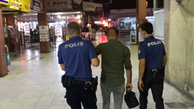 Otobüste uyuyan kadını hem taciz etti hem telefonunu çaldı