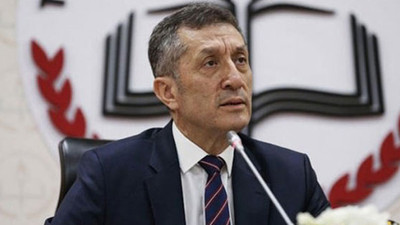 Bakan Ziya Selçuk'tan 'uzaktan eğitim' görüşmesi