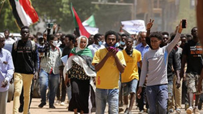 Bir İslam ülkesi daha 'laiklik' dedi