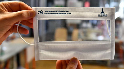 CHP'li İzmir Belediyesi, işitme engelliler için şeffaf maske üretiyor