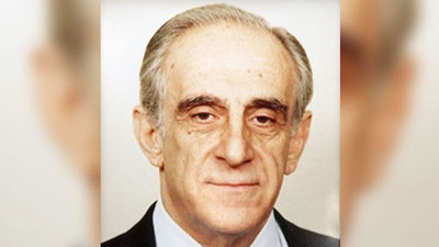 Eski Dışişleri Bakanı Ali Bozer, koronavirüsten hayatını kaybetti