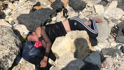Genç kadını dövüp, kayalıklara attılar