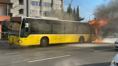Seyir halindeki İETT otobüsünde yangın