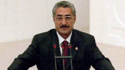 Eski bakan Zeki Ergezen hayatını kaybetti