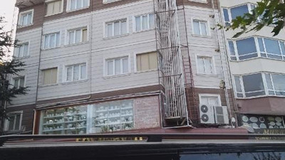 İki kişi öldü, yangın merdiveni ortaya çıktı