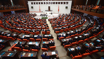 İYİ Parti’nin emeklilerle ilgili önergesi AKP ve MHP’nin oylarıyla reddedildi