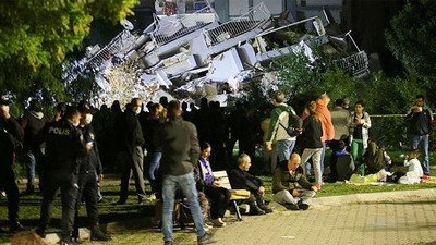 İzmir'de artçılar sürüyor... 211 artçı deprem...